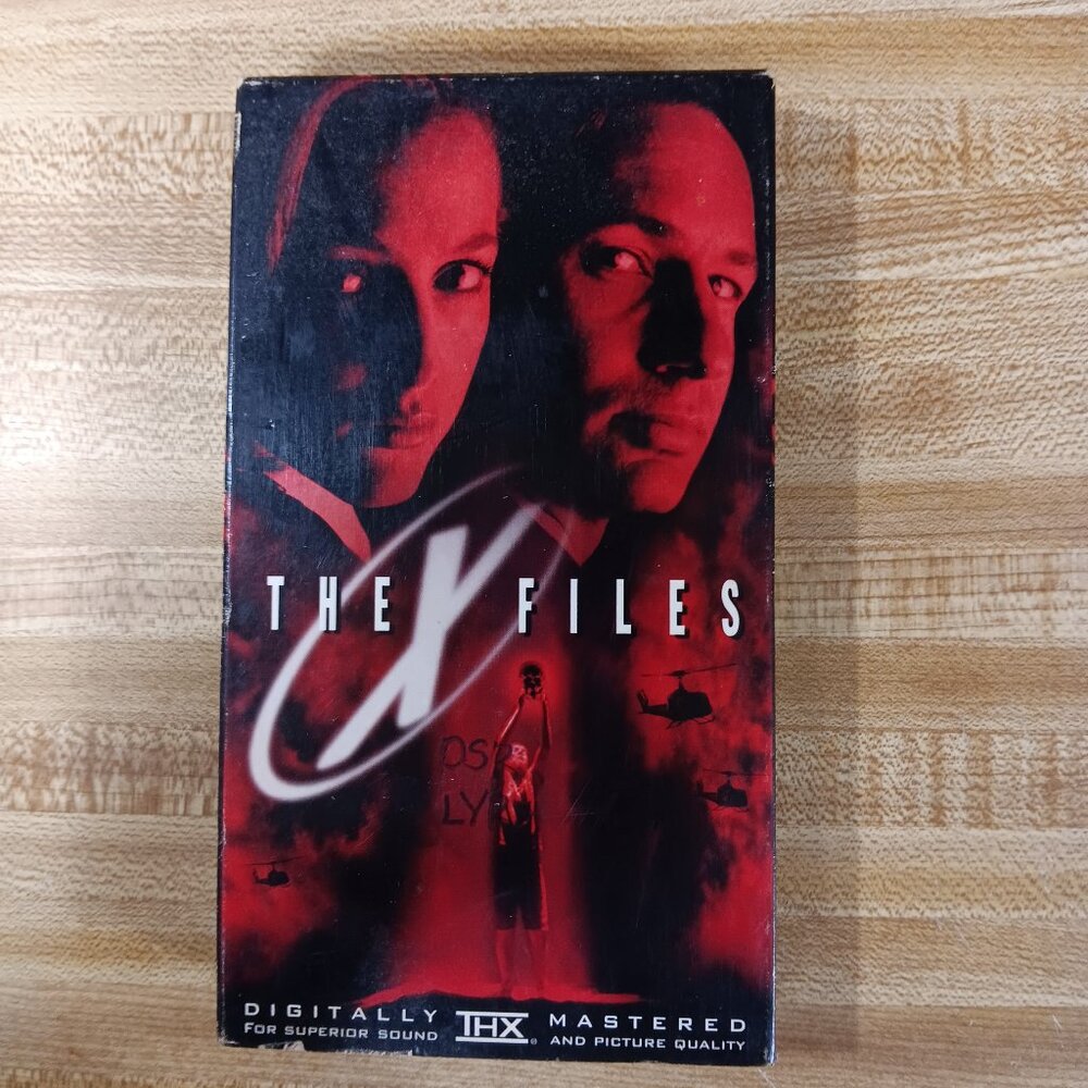 The X-Files Fight the Future VHS 1998 THX Duchovny Anderson Landau Scifi Horror